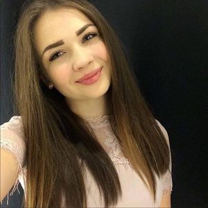 Meet your Posher, Meredith